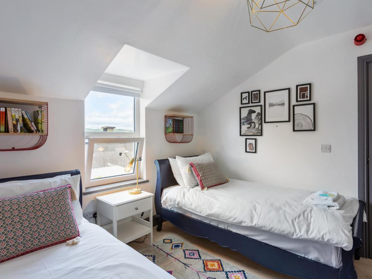 Macs Townhouse Dungarvan Dungarvan  Exteriör bild